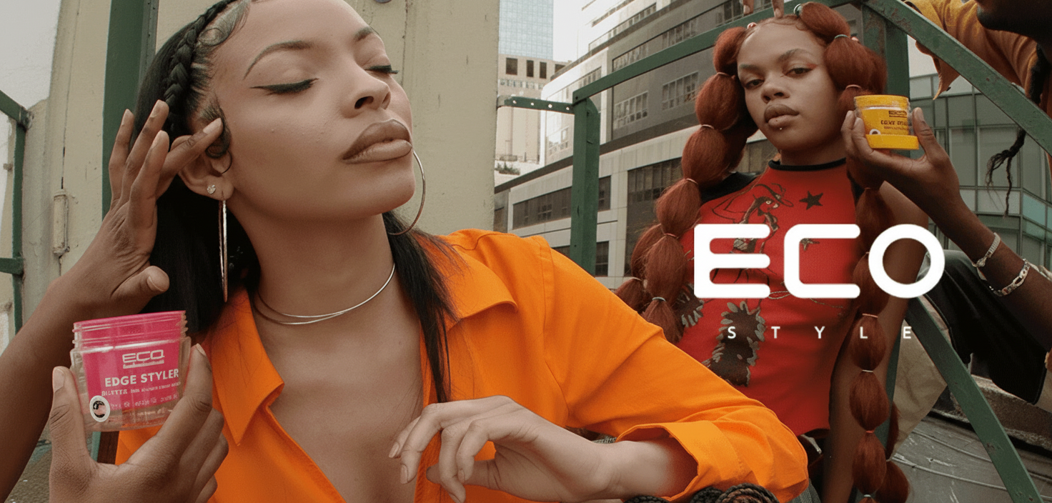 Modellen demonstreren Eco Styler Edge Styler haarstyling producten voor natuurlijk haar