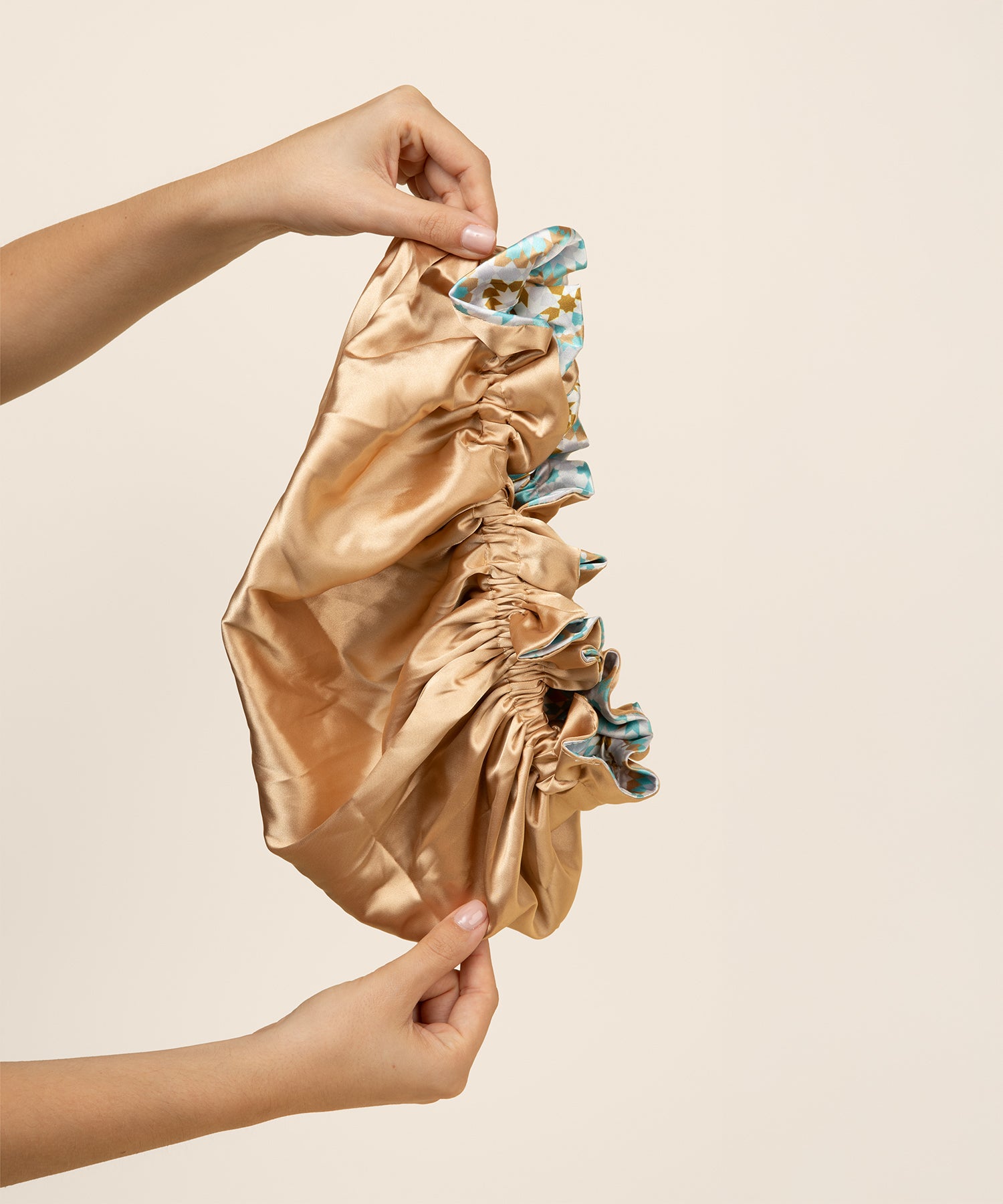 Bounce Curl Reversible Satin Hair Bonnet